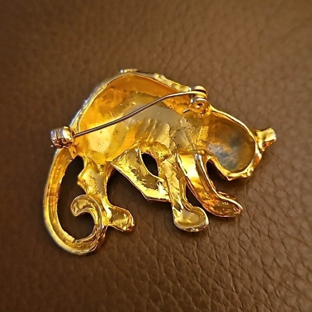 Vintage 1980s Egyptian Cheetah Leopard Baddie Brooch